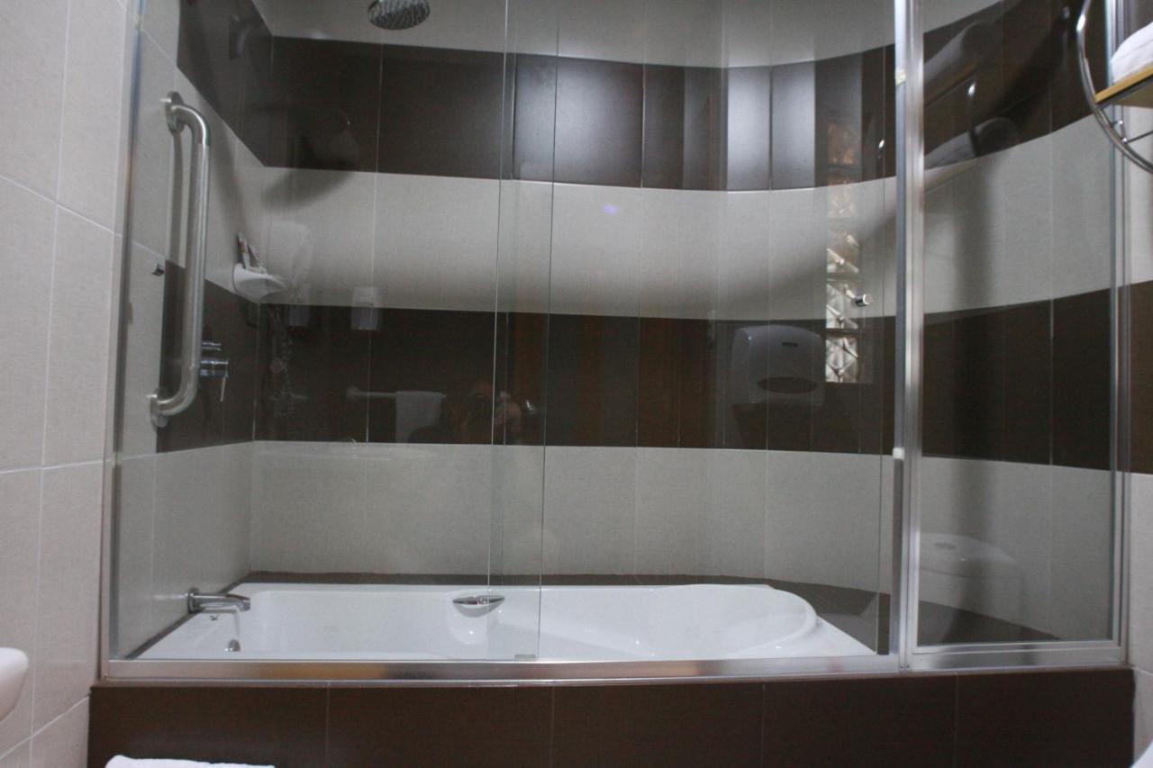 Hotel Puerto Banana El Guabo Екстер'єр фото